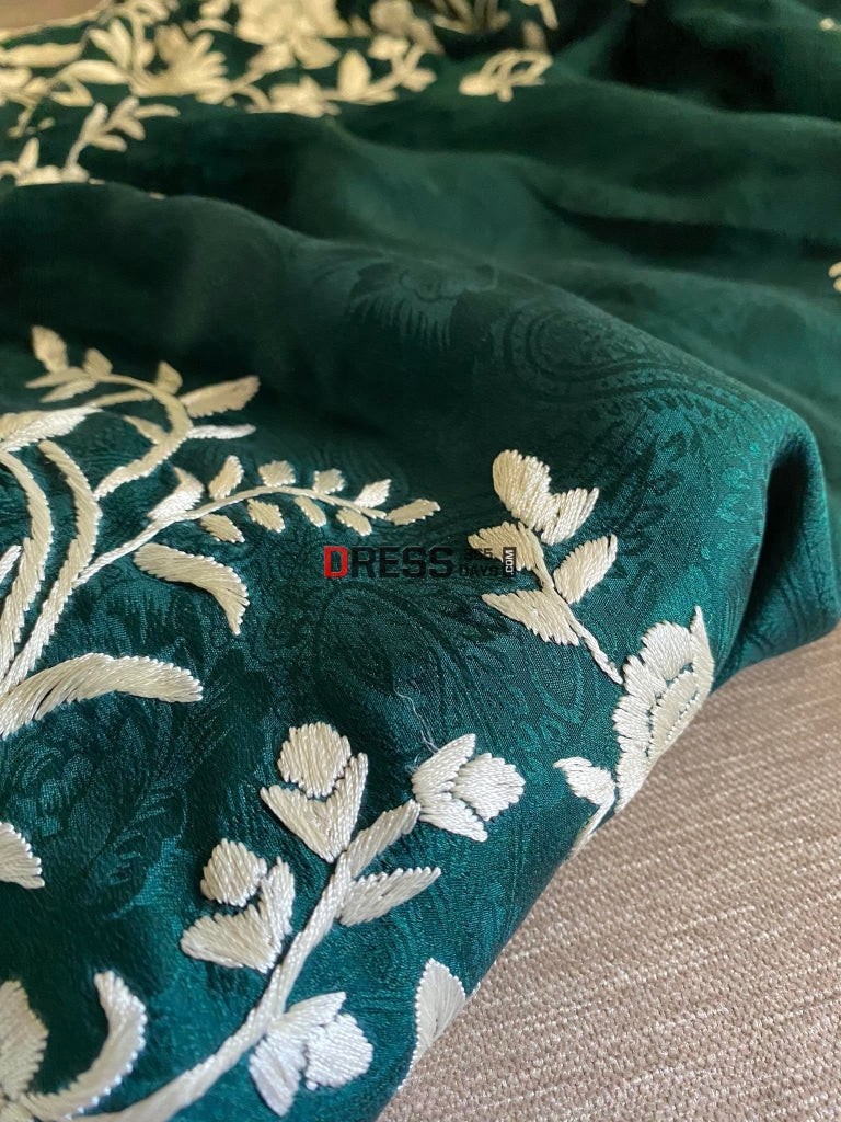 Pre Order Emerald Green Parsi Gara Saree - Self Design Pure Crepe Silk –  Dress365days